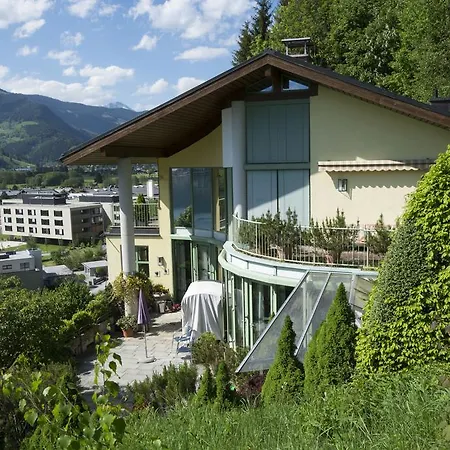 Das Lohningstein Vila *
